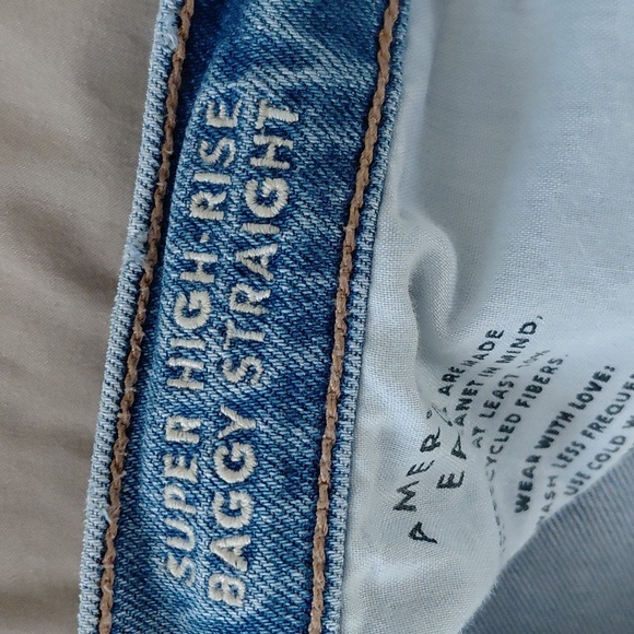 American Eagle Outfitters Super High Rise Baggy Straight Jeans - Picture 6 of 11